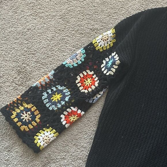 SHEIN Colorful Crochet Sleeve Black Sweater - Picture 4 of 8